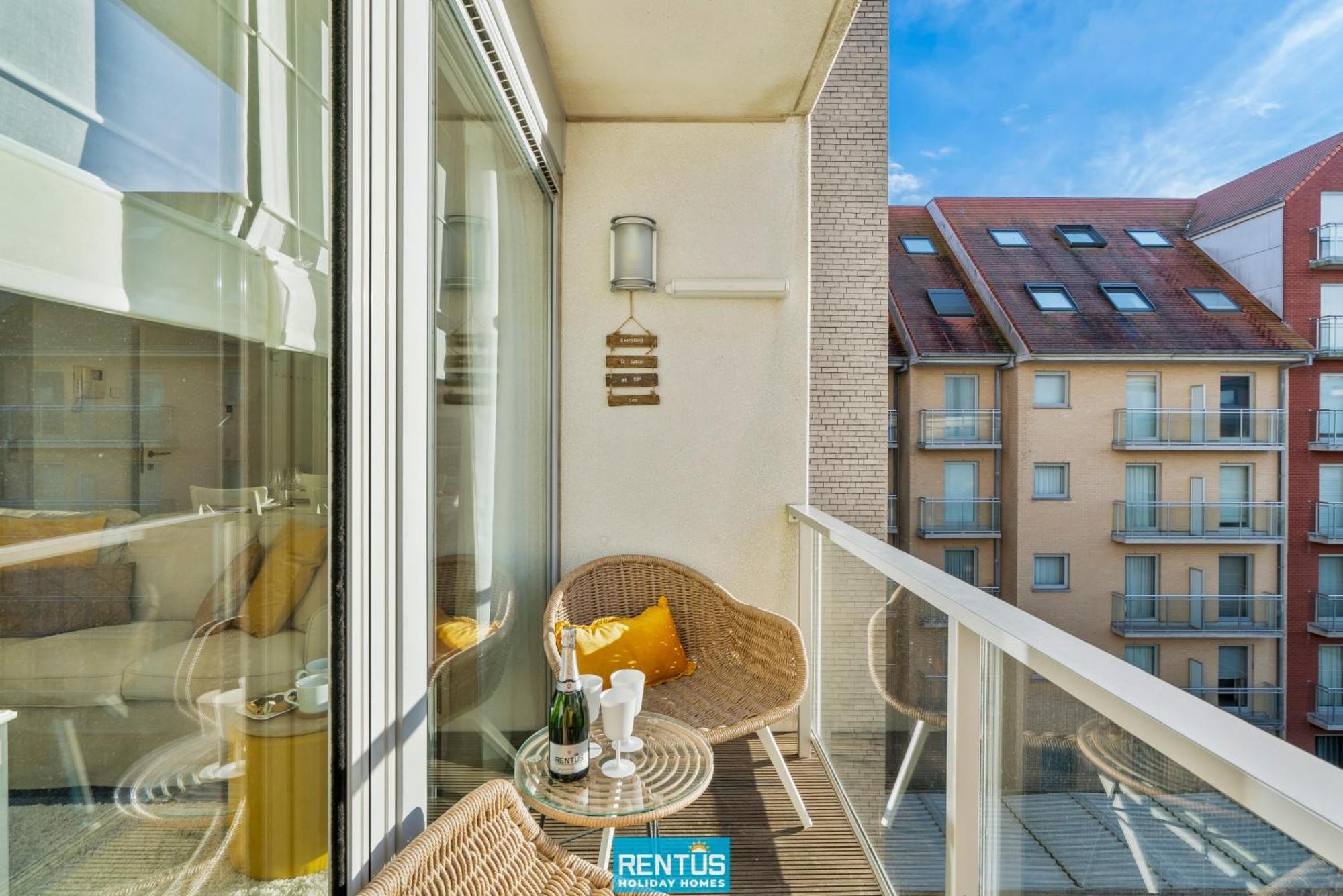 Sea Heaven - Apartment For 4 Persons With Garage Nieuwpoort Luaran gambar
